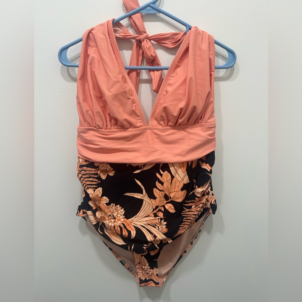 Cupshe Peach Top Floral Black One-Piece Swimsuit